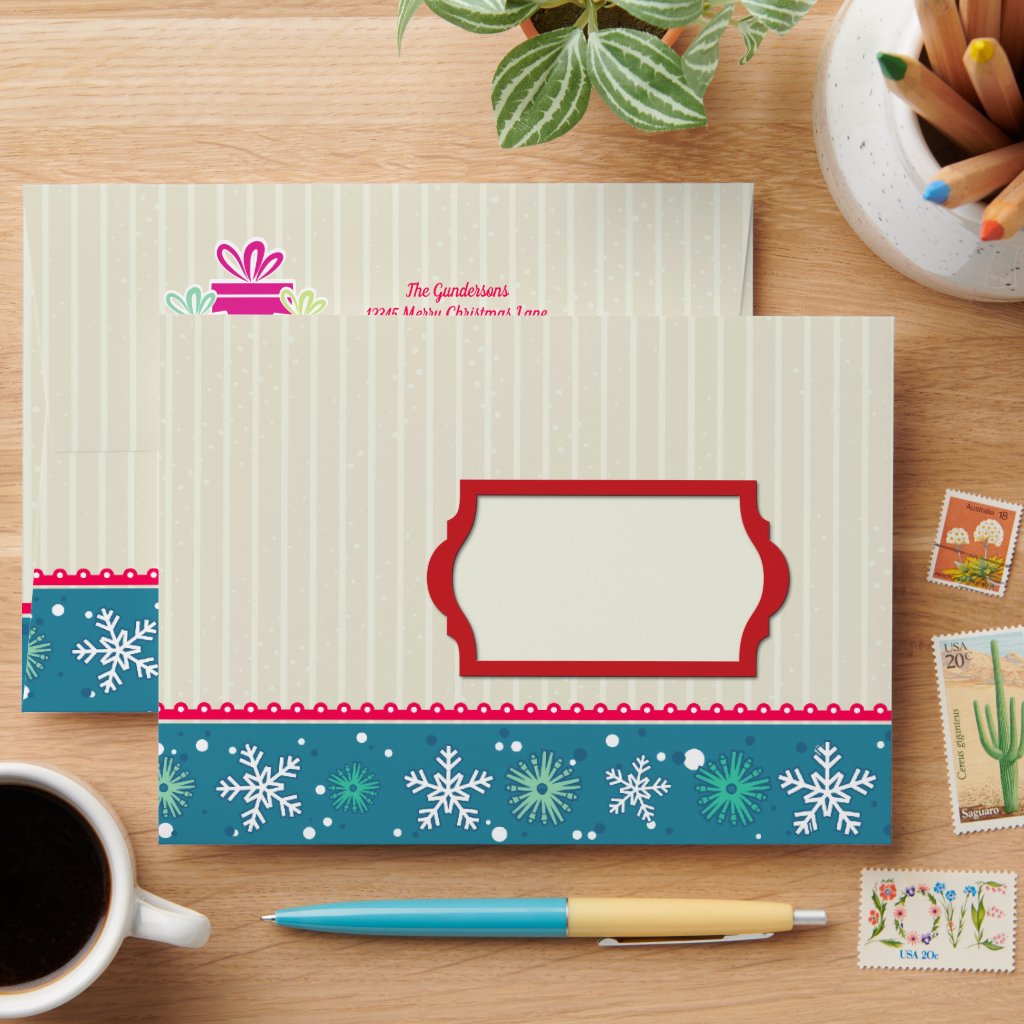 Copos de nieve y regalos sobres personalizados
